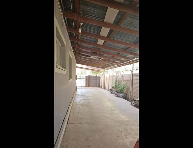 5 BEDROOM HOUSE FOR SALE IN VRYBURG